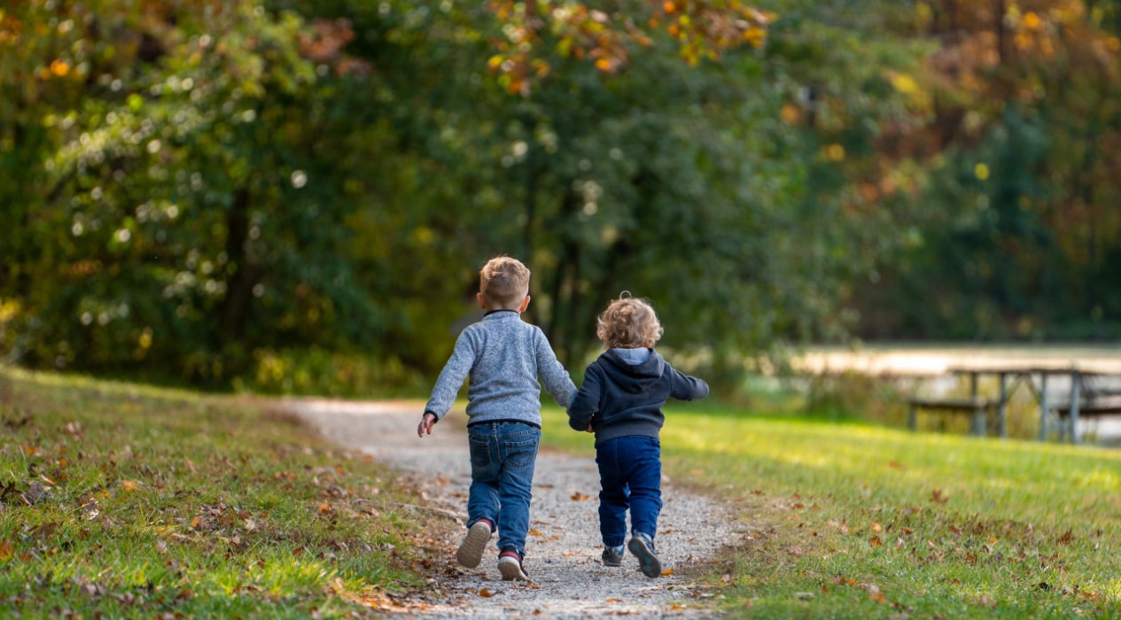 constantia-ffp-sustainability-packaging-sustainability Packaging and sustainability - Children Running Through Woods